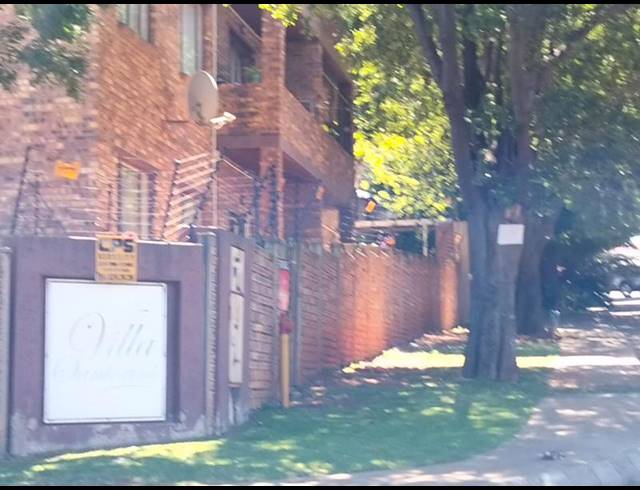 3 BEDROOM TOWNHOUSE FOR SALE IN ALBERTON NORTH